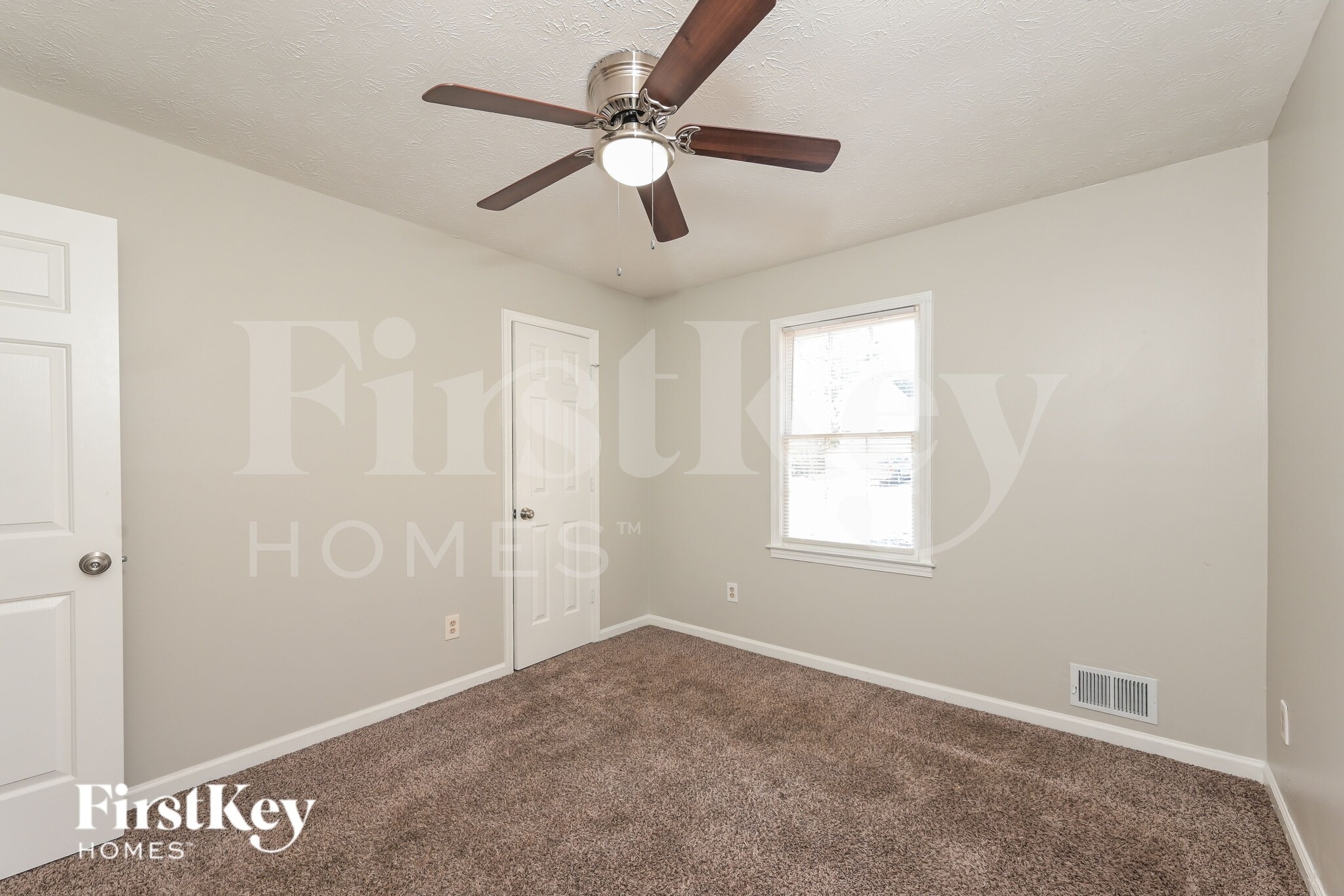 Building Photo - 2290 Georgia Ln