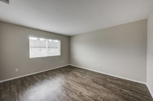 Building Photo - 16331 E McFadden Ave