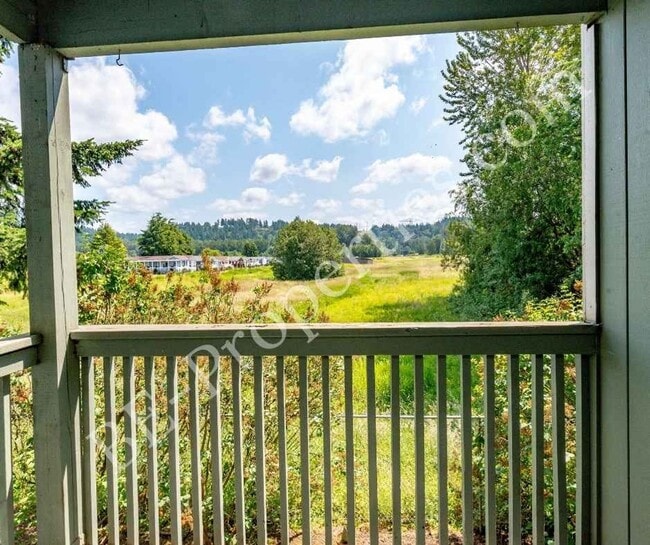 Building Photo - Cozy 1 Bedroom in the By The Green Community.
