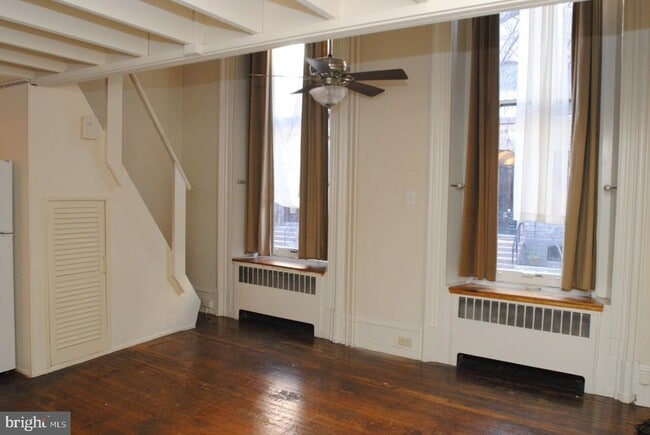 Building Photo - 2008 Spruce St