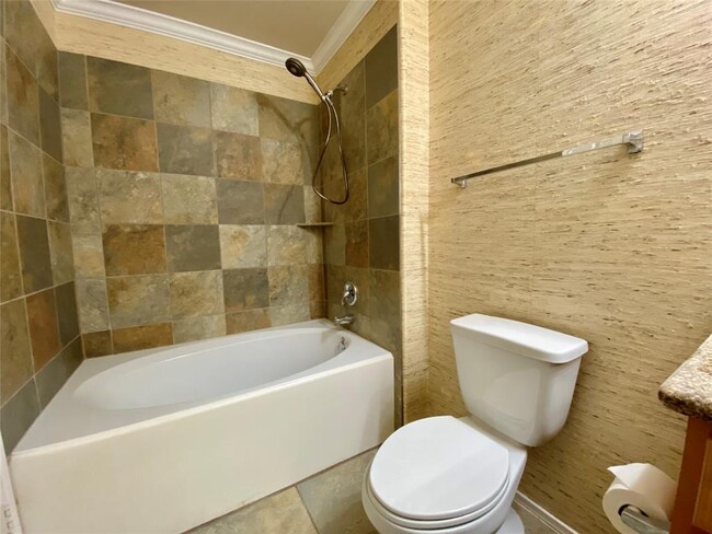 Building Photo - 5524 Kleberg Trail