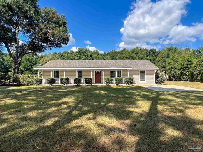 Building Photo - 420 E 10 Mile Rd