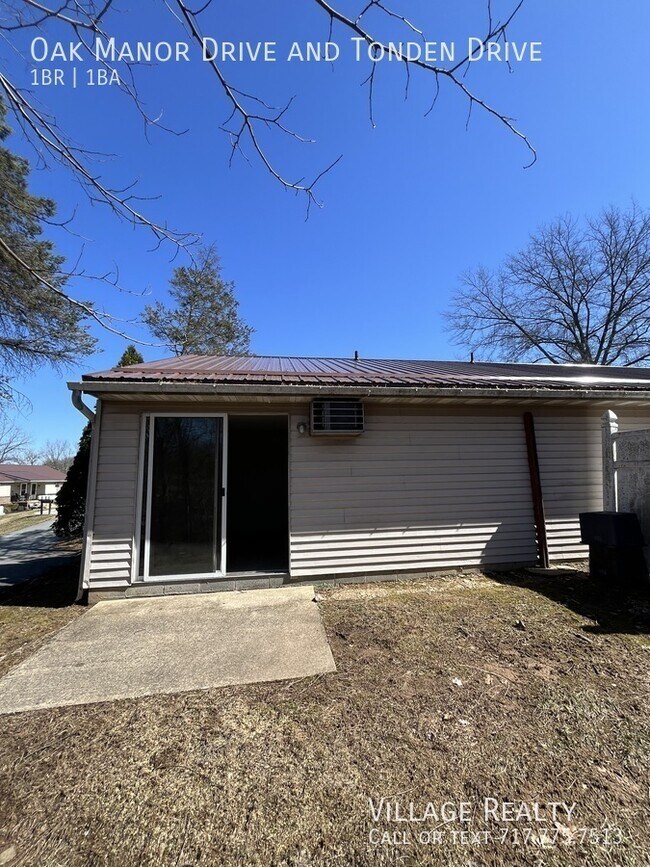 Building Photo - 228 Oak Manor Dr