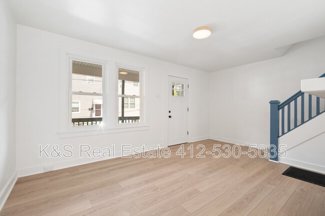 Building Photo - 417 Dargan St