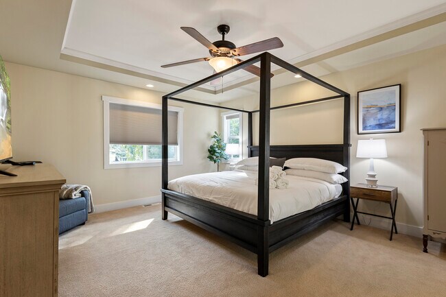 Building Photo - 37909 Theo Ln