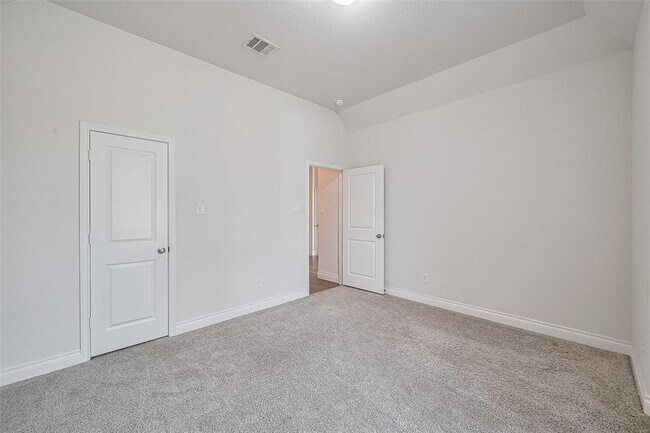 Building Photo - 6906 Montclair Colony Trl