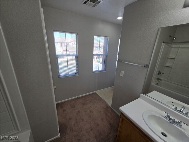 Building Photo - 11150 Ranch Valley St