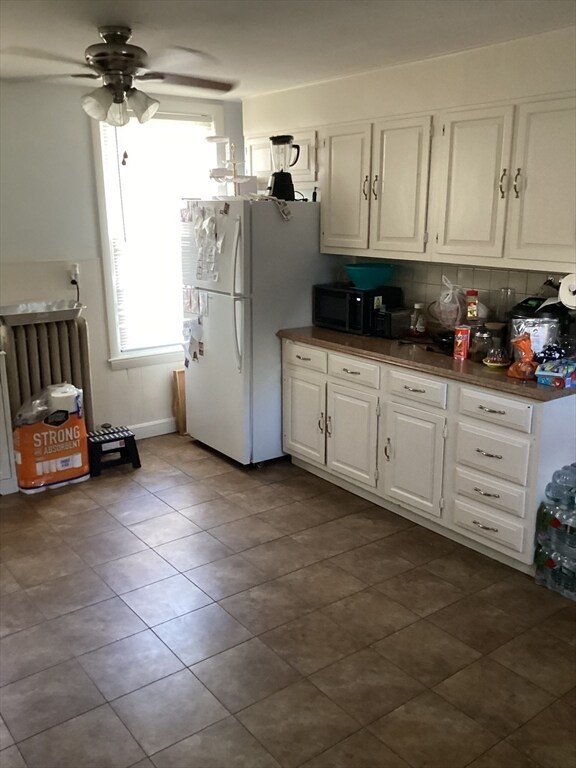 Building Photo - 14 Clark St