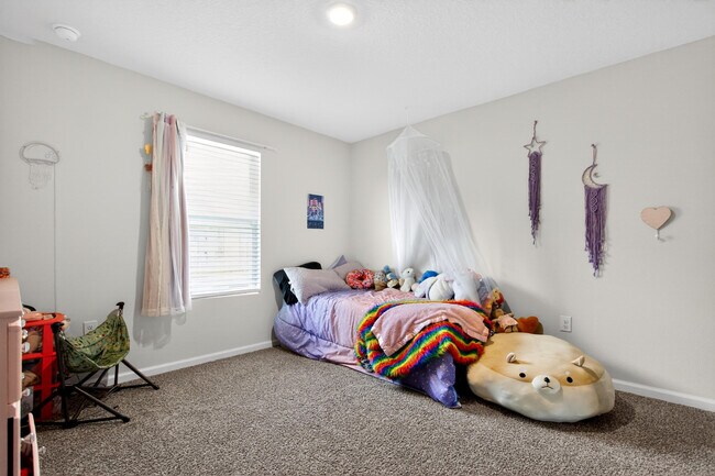 Building Photo - 727 Quintana St