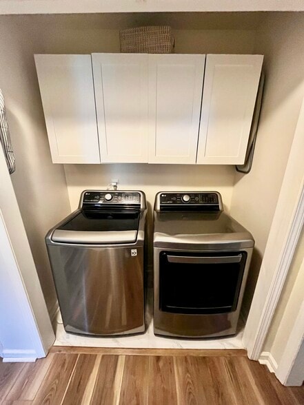 Building Photo - 13232 Lampmeade Ln