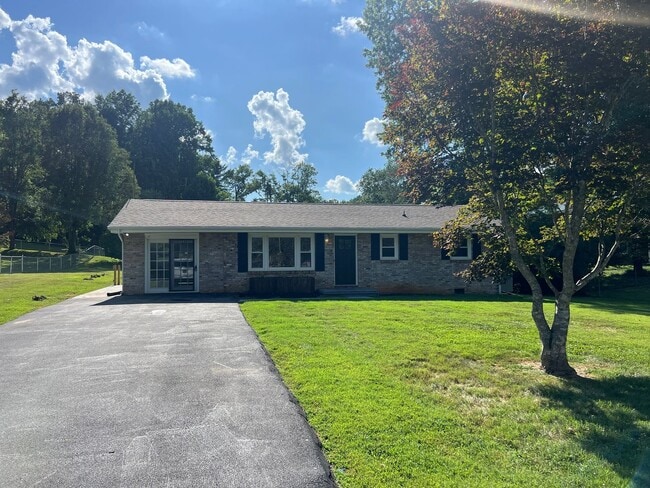 Building Photo - Beautiful one level home in JC!