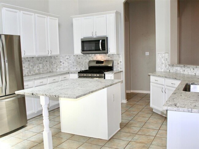 Building Photo - 4409 S Summercrest Loop