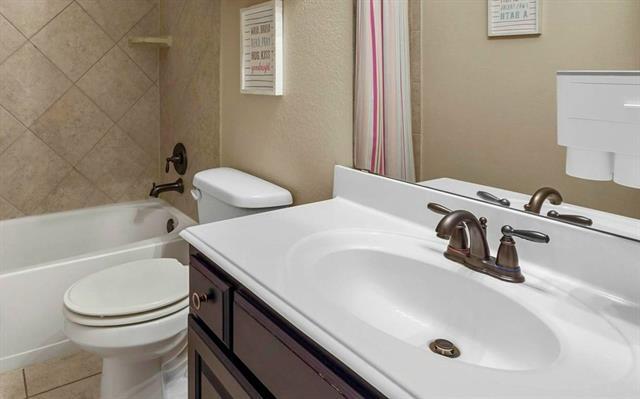 Building Photo - 4129 Comanche Dr