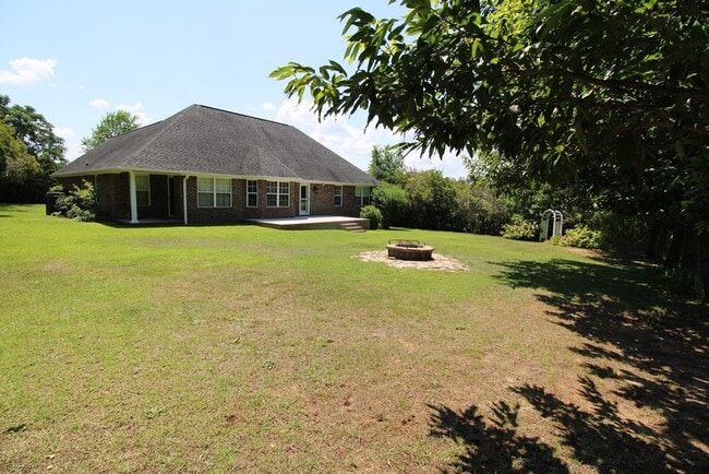 Building Photo - 1820 Moorhill Estate Dr