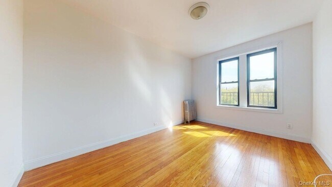 Building Photo - 108-25 72nd Ave