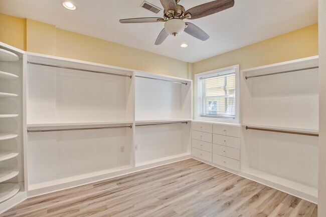 Building Photo - 1739 Indigo Island Dr