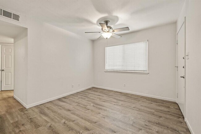 Building Photo - 4306 Avenue A