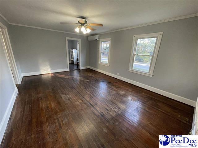 Building Photo - 426 Manor Cir