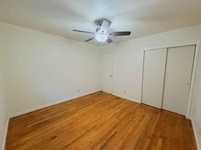 Building Photo - 3158 El Capitan Ave