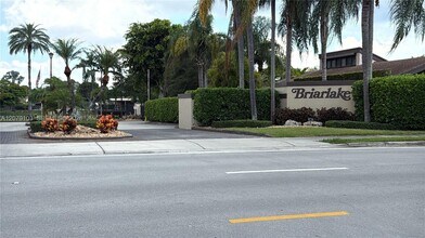 Building Photo - 9114 SW 132nd Ln