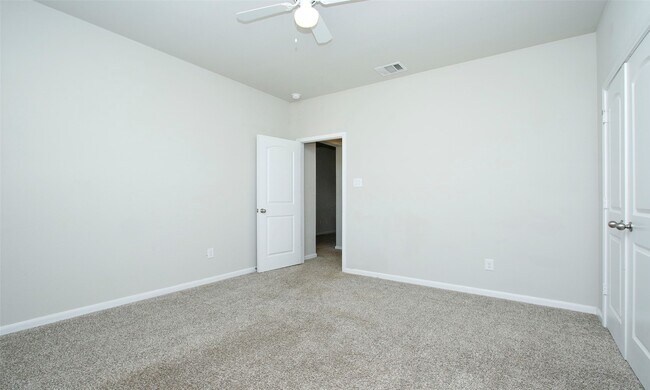 Building Photo - 14120 Sand Ridge Ct