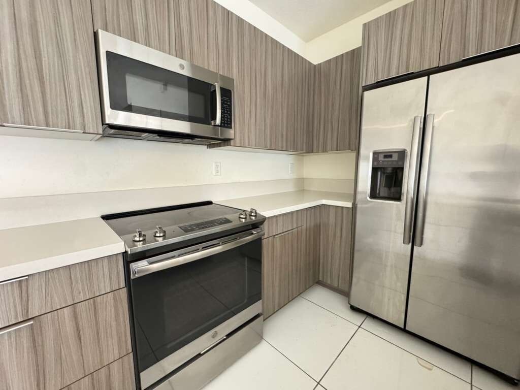 Building Photo - 8311 NW 49th St