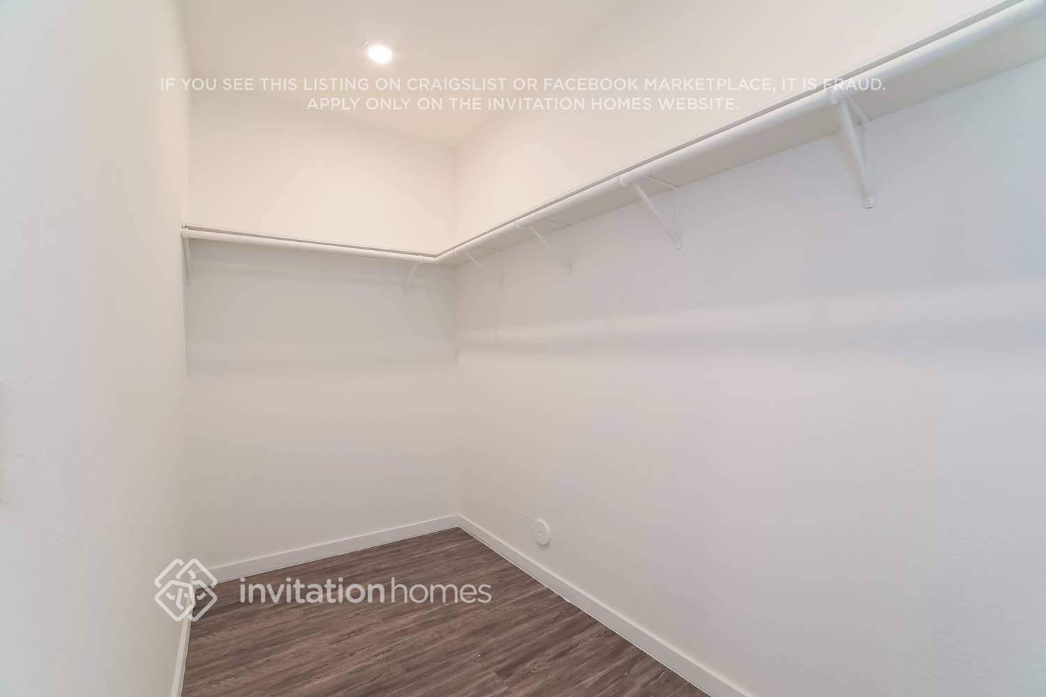 Building Photo - 10208 N 89th Ave