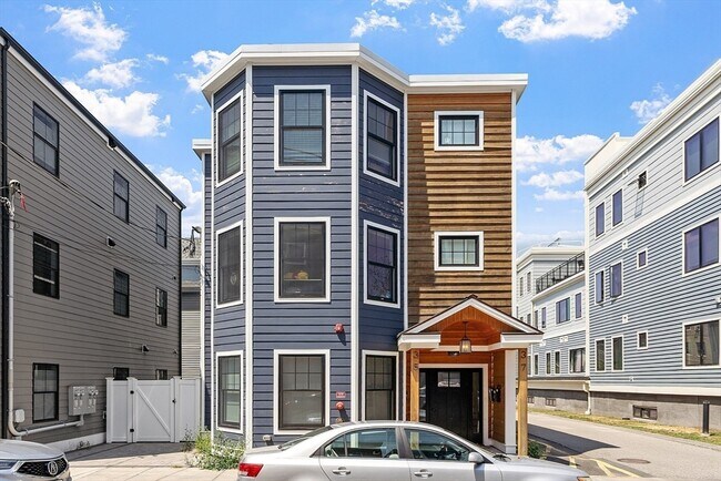 Building Photo - 35 Berkshire St