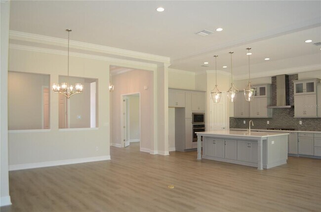 Building Photo - 35335 Big Hawk Dr