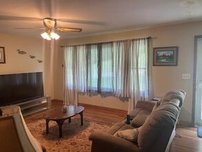 Building Photo - 1509 Circle Dr