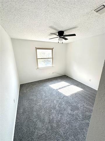 Building Photo - 704 Matthews Ct