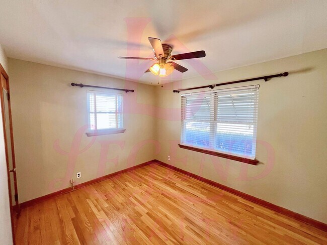 Building Photo - COMING SOON!  Adorable 2 Bedroom Home In Valley Park!  No Showings Until After 6/1!