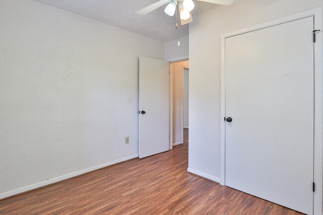 Building Photo - 11913 25th St