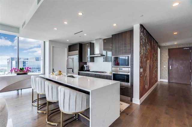 Building Photo - 7901 Windrose Ave.