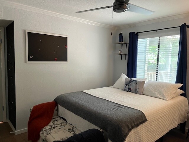 Building Photo - 1481 Center St Ext