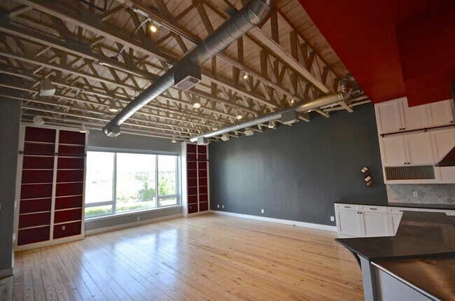 Building Photo - 1324 Taft St