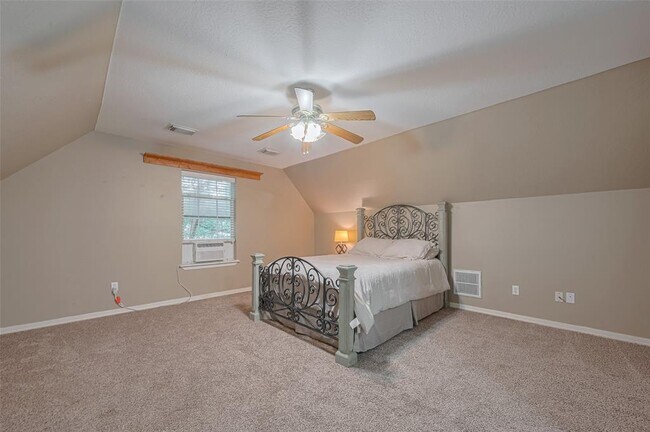 Building Photo - 9072 Grand Lake Estates Dr