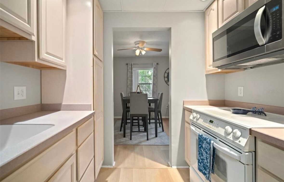 Building Photo - 4325 Aegean Dr