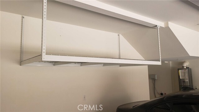 Building Photo - 33 Cipresso