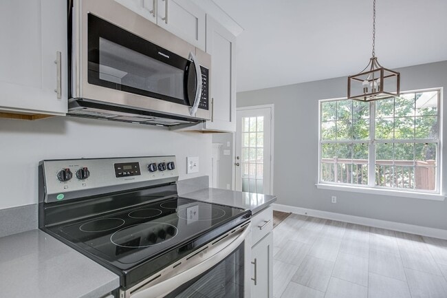 Building Photo - 1449 Brighton Cir