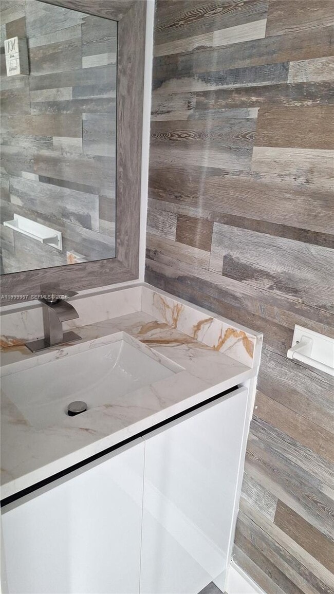 Building Photo - 2831 Pierce St