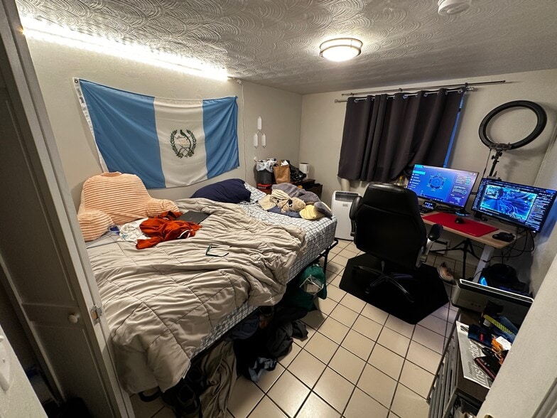 Building Photo - 67 Chiswick Rd