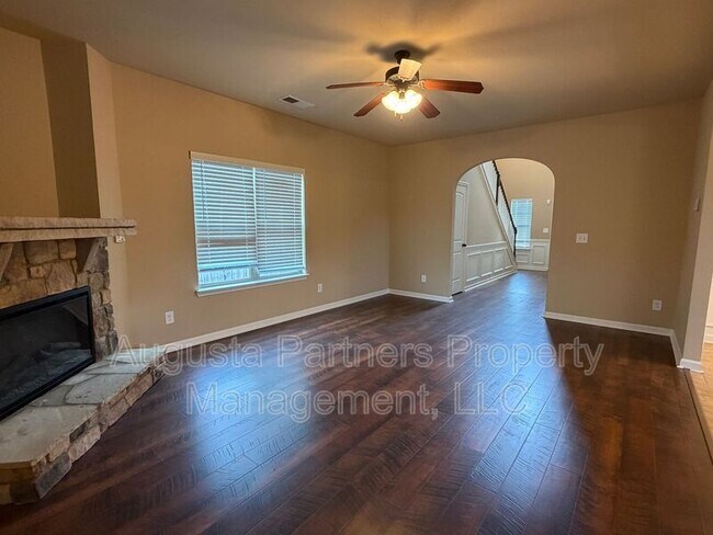 Building Photo - 3012 Burgess St