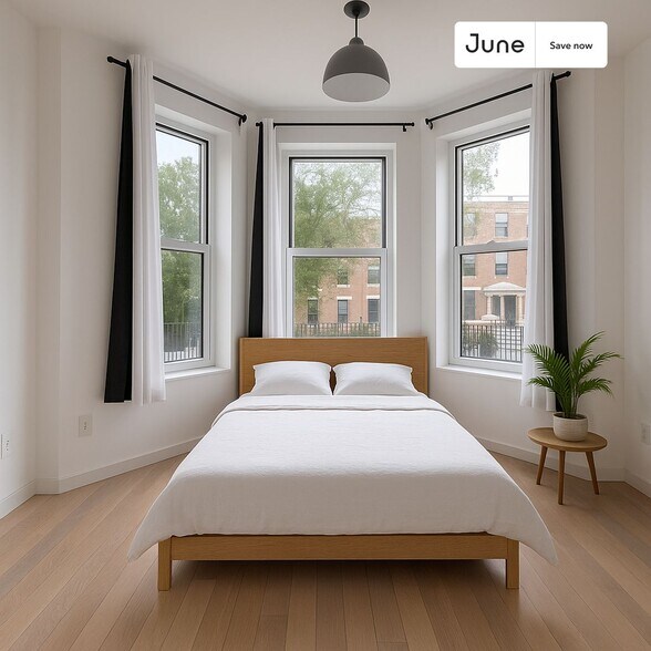 Building Photo - 624 E 17th St