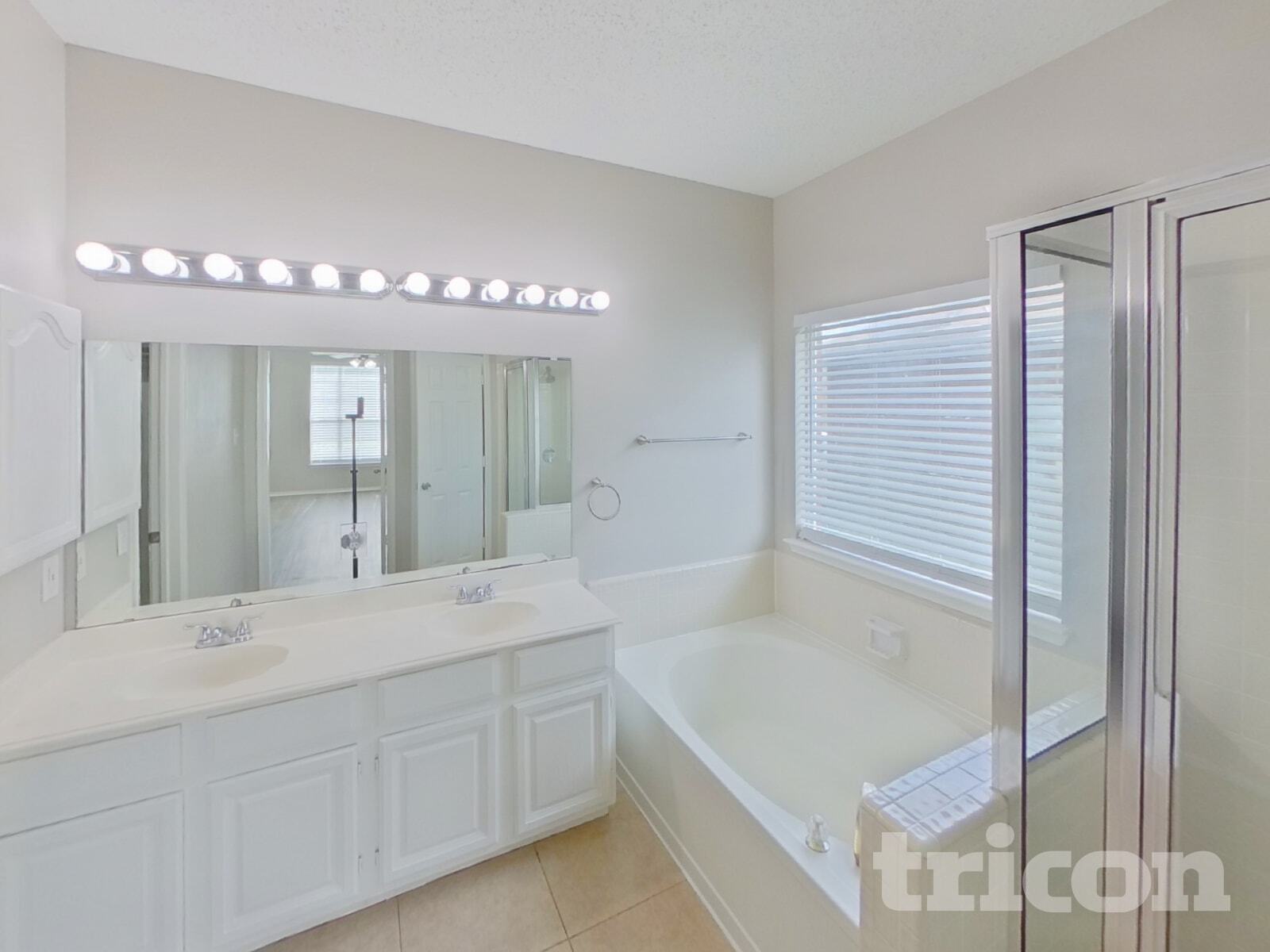 Building Photo - 1626 Rancho Dr