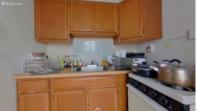 Building Photo - 347 Pleasant St