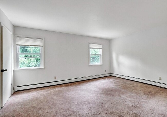 Building Photo - 44 Fisher Ave