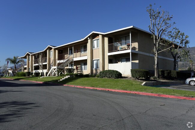 Mountain Gate Apartments San Bernardino, CA Apartment