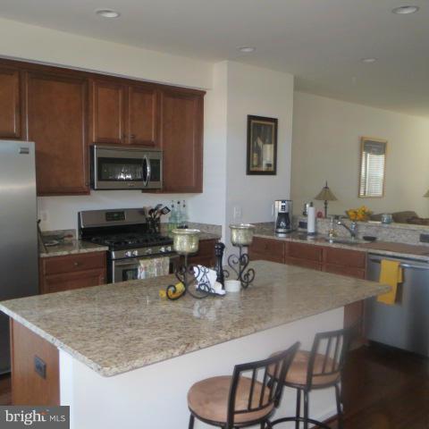 Building Photo - 43830 Royal Fern Ln