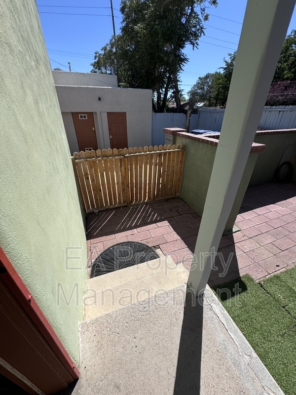 Building Photo - 505 7th St SW